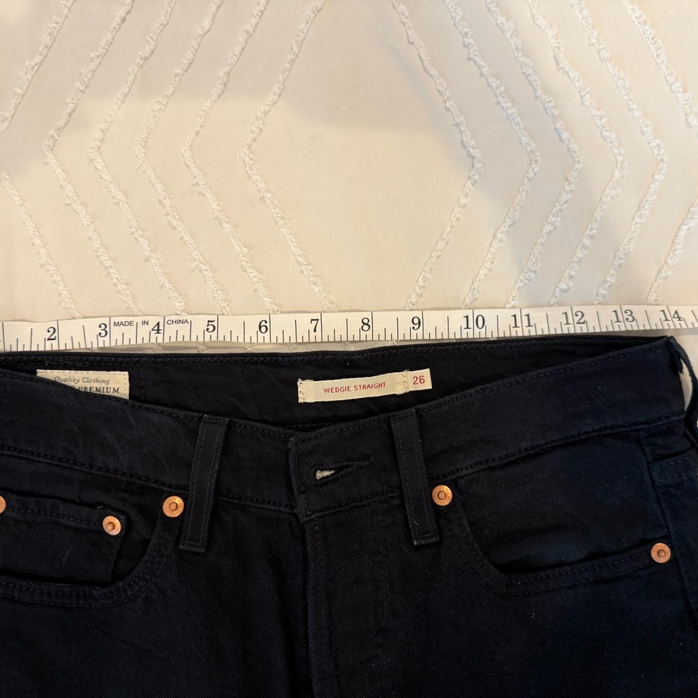 Classic Black Wedge Straight Jeans